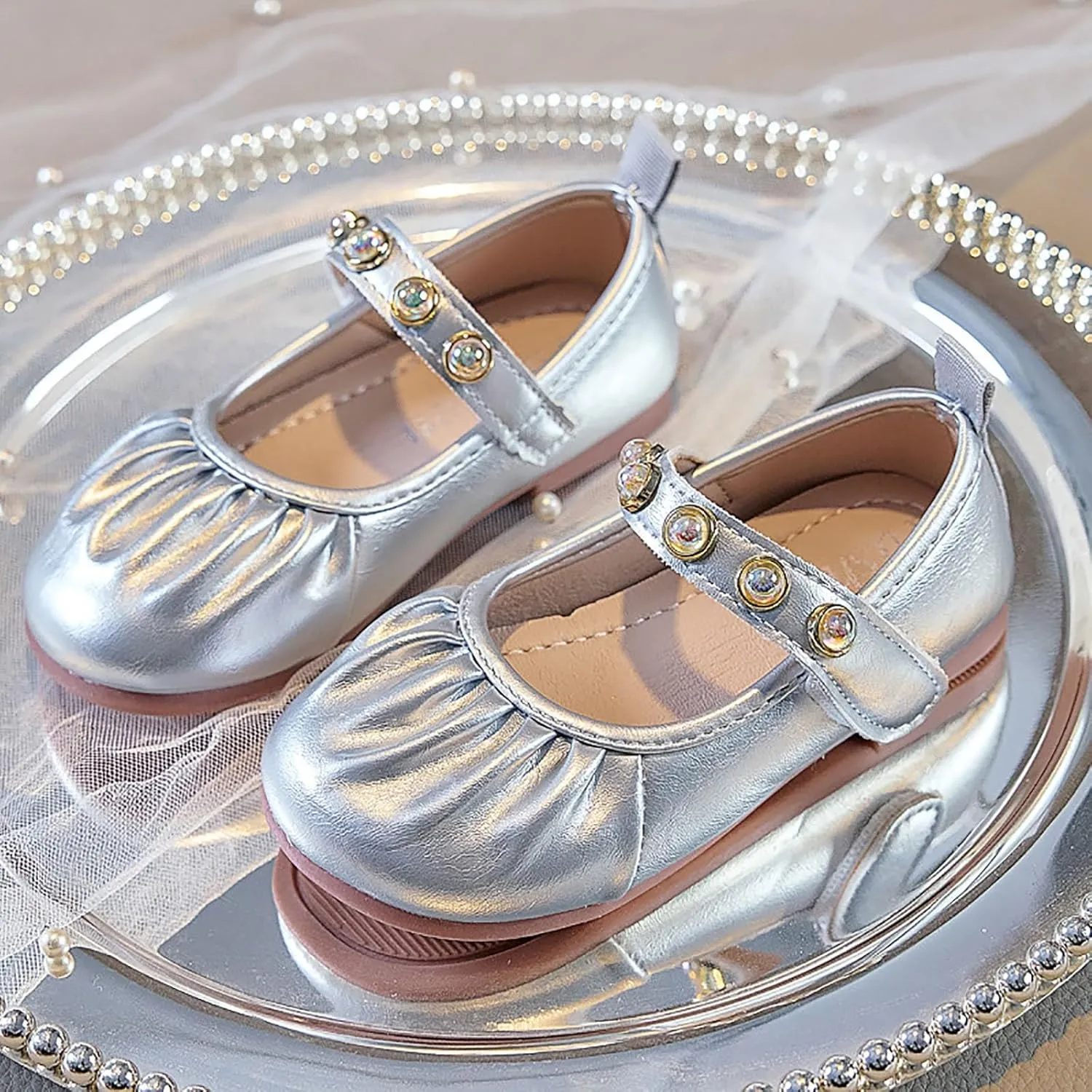 2025 Girls Casual Sandals Summer Cute Kids Loafer Shoe with Ankle Strap Comfortable Closed Toe Dressy Vacation Slippers Breathable Walking Footwear Indoor/Outdoor Fashion Party Dance Shoes