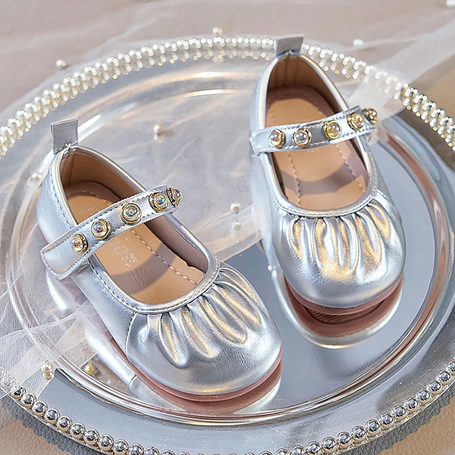 2025 Girls Casual Sandals Summer Cute Kids Loafer Shoe with Ankle Strap Comfortable Closed Toe Dressy Vacation Slippers Breathable Walking Footwear Indoor/Outdoor Fashion Party Dance Shoes
