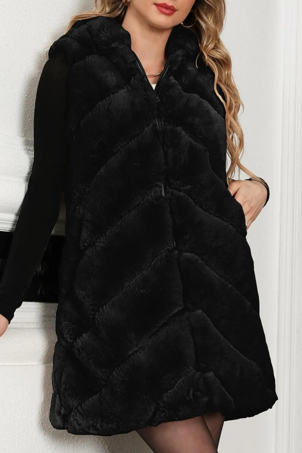 Bellivera Women's Faux Fur Vest Sherpa Fleece Gilet Sleeveless Casual Hooded Jacket Shearling Warm Fluffy Coat