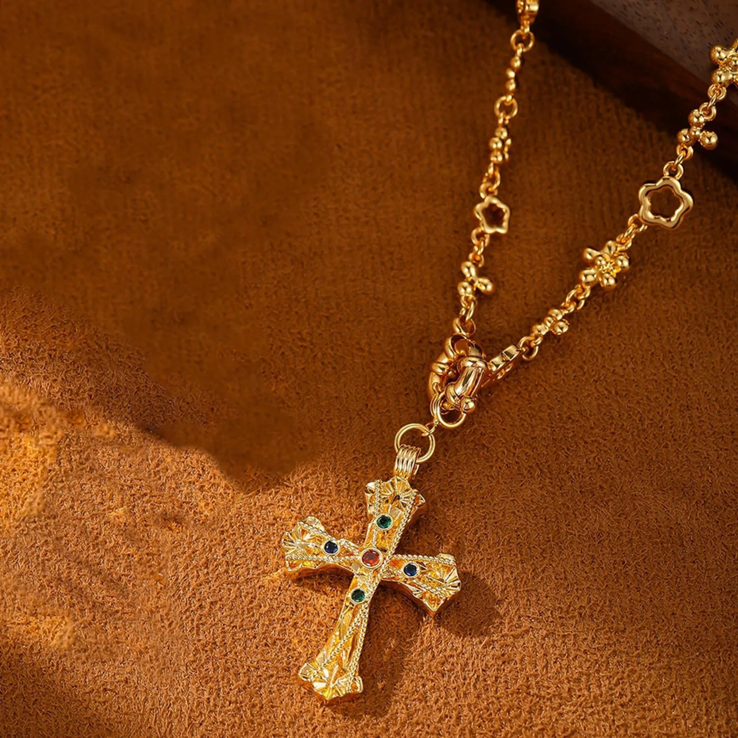 GZQ Gold Chain Cross Necklace for Women Non Tarnish Pendant Dainty Jewlery Gifts for Men