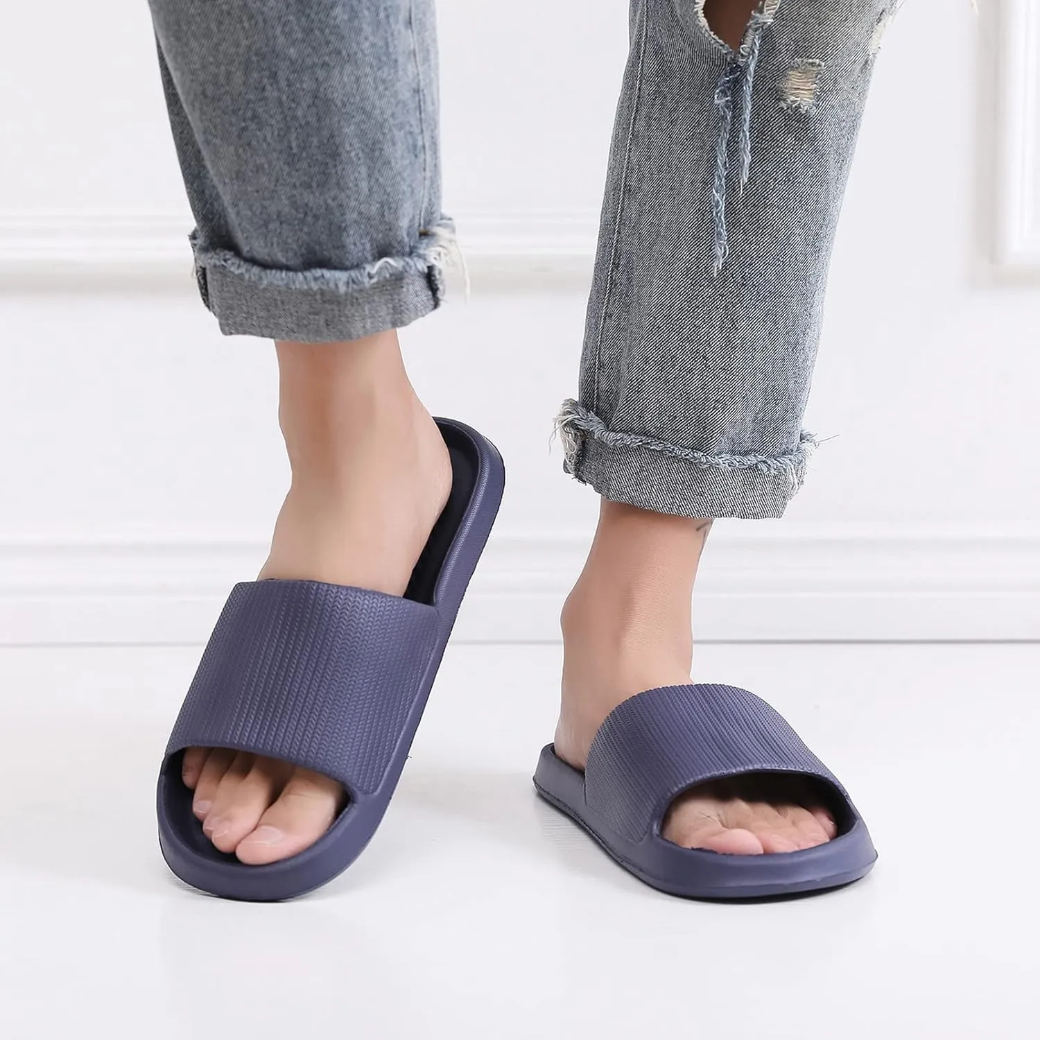 Mens Shower Shoes Slides for Women Bathroom Slippers Men Womens Slides Spa Bathroom Soft Sole Slippers
