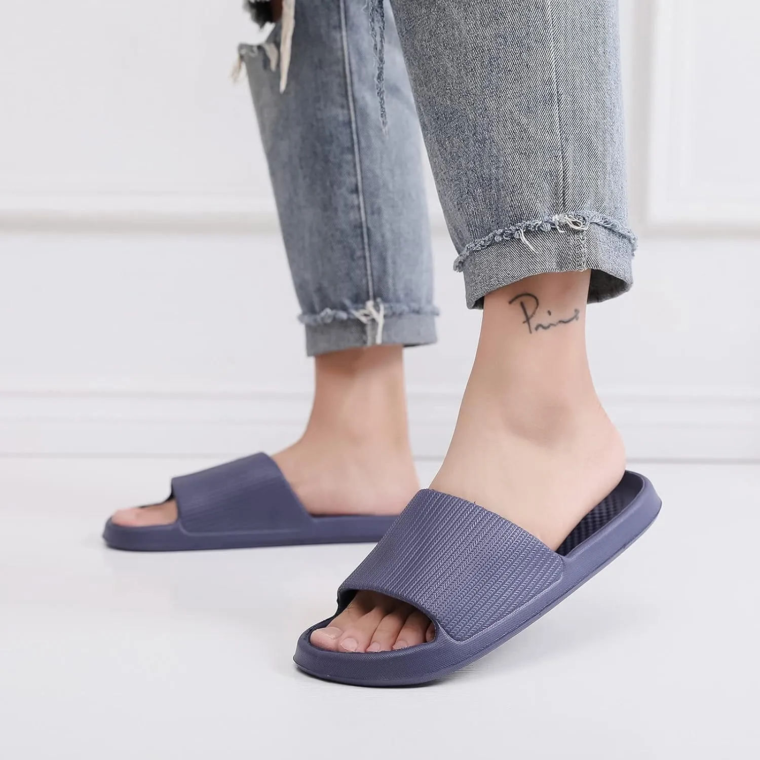 Mens Shower Shoes Slides for Women Bathroom Slippers Men Womens Slides Spa Bathroom Soft Sole Slippers