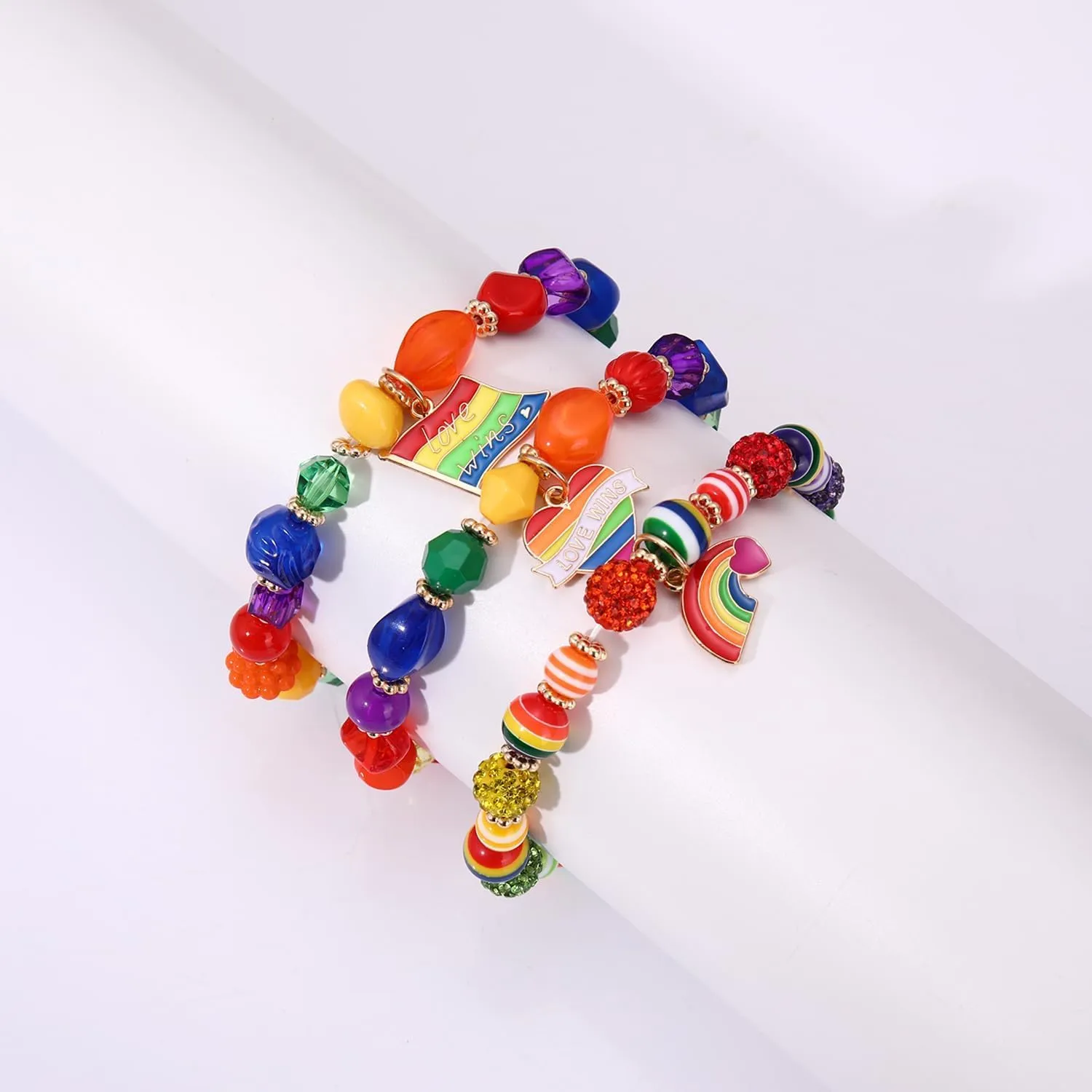 NLCAC Mardi Gras Bracelets for Women Glitter Mask Crown Fleur De Lis Charm Bracelets Purple Green Gold Beaded Stretch Bracelets Carnival Holiday Accessory Party Gifts