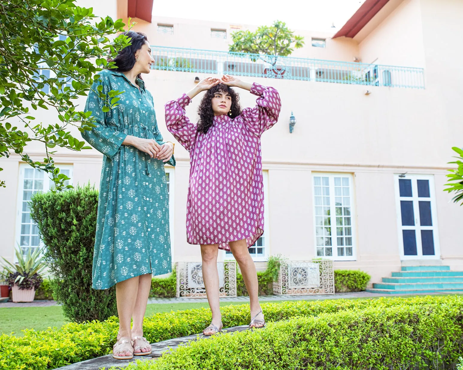 PEONY PINK PRINTED TURTLENECK DRESS