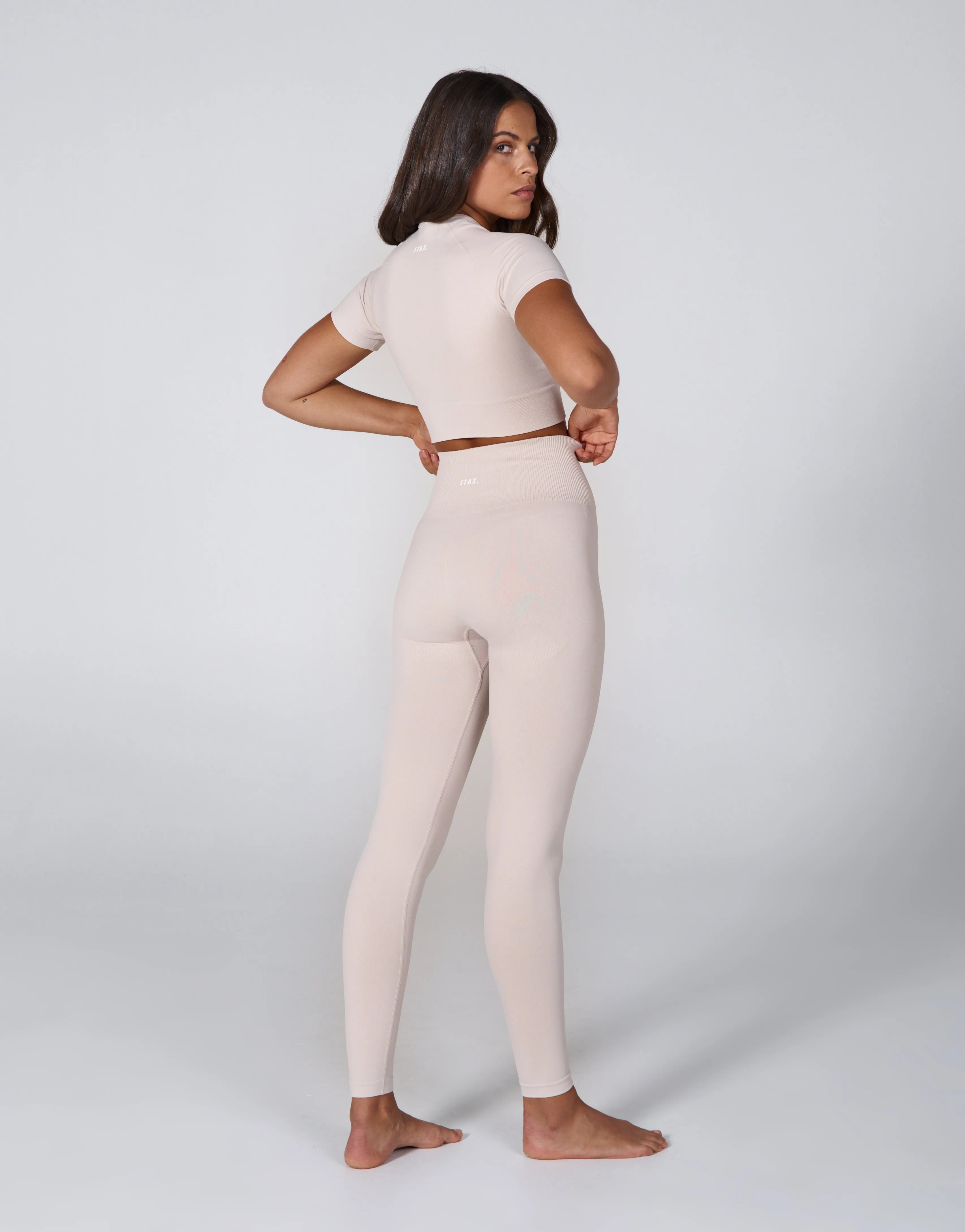 Premium Seamless Favourites Cropped Tee - Bone