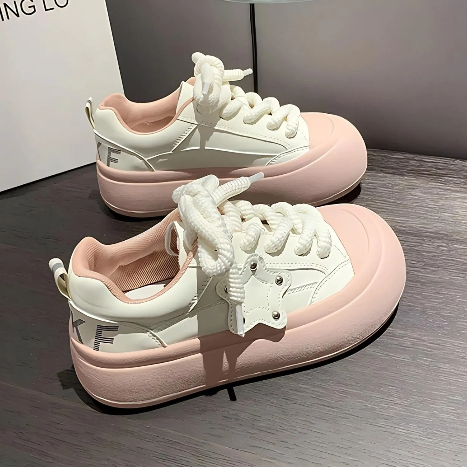 Quirky Cute Star Patch Chunky Sneakers for Women, Preppy Y2K Cute Platform Shoes, Height Boost All Season Wear