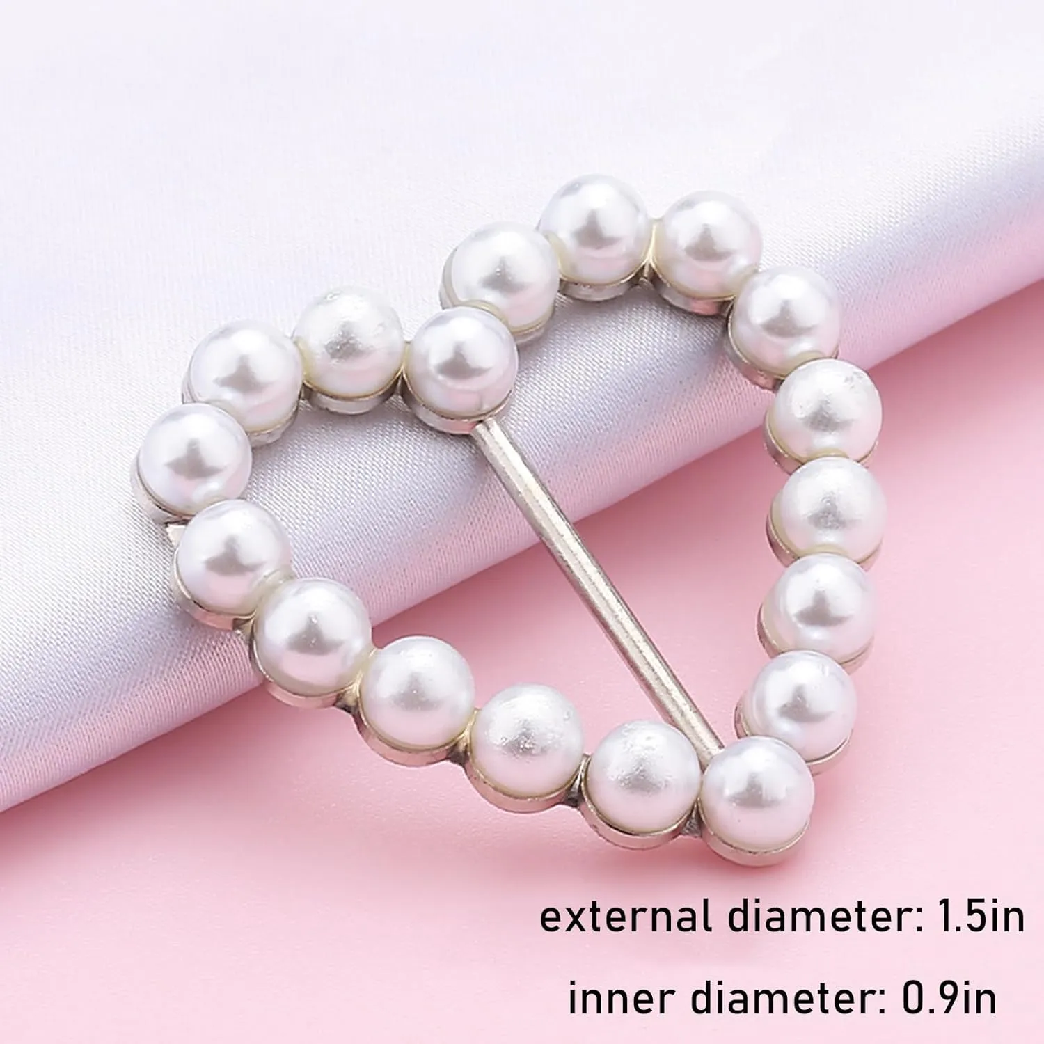 Scarf Ring Clip for Women 4PCS T-Shirt Clips Metal Round T-Shirt Tie Ring Rhinestone Pearl Tshirt Clips Buckle Clothing Ring Wrap Holder