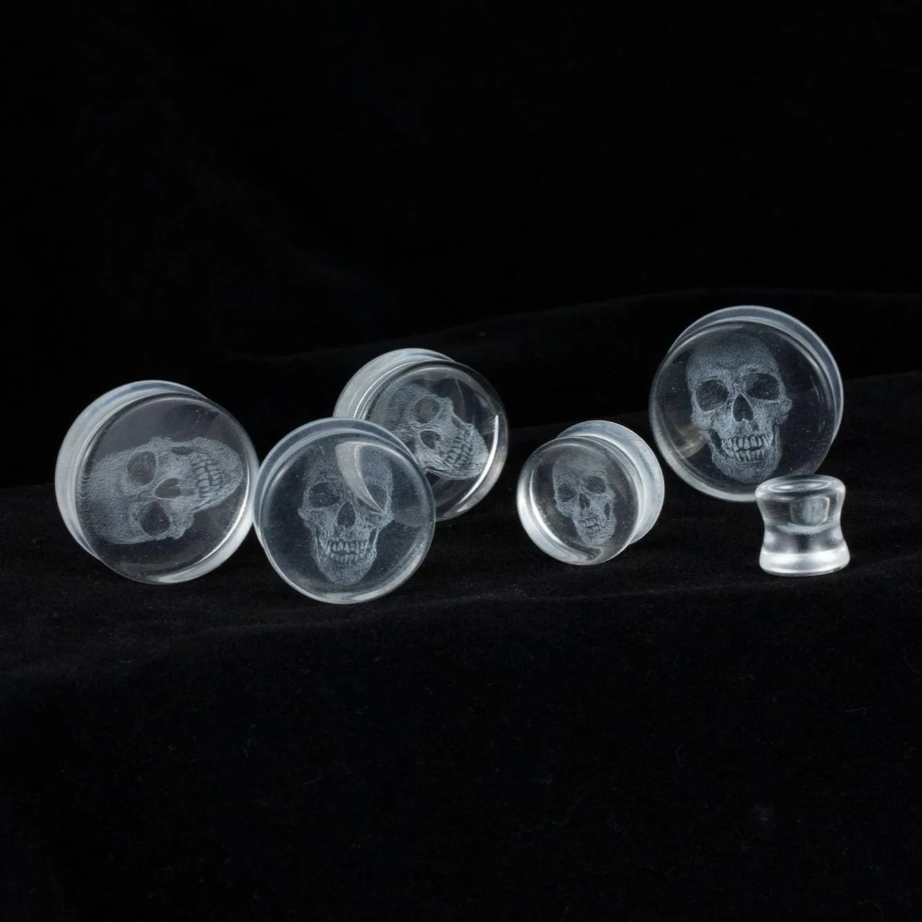 Stylish Glass Skull Saddle Plugs - Ear Gauges Expander Tunnels Stretched Ears(Sold in Pairs)