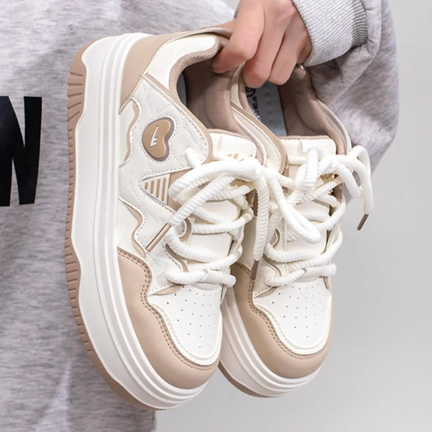 Women's Cute Chunky Sneakers, Sweet Heart Pattern Platform Shoes, Y2K Preppy Skate Casual Daily Wear, Height Boost